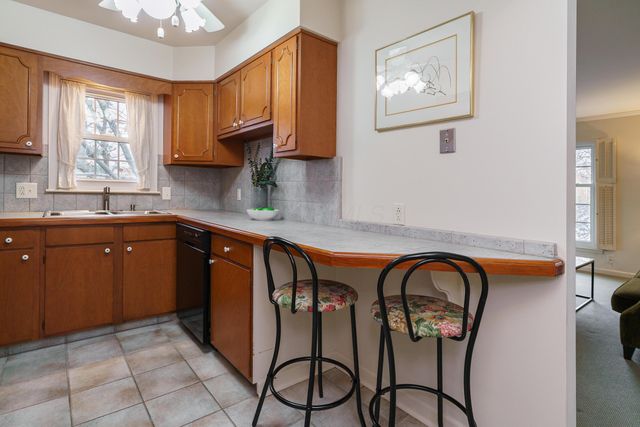 1631 Roxbury Road, F3, Columbus, OH 43212