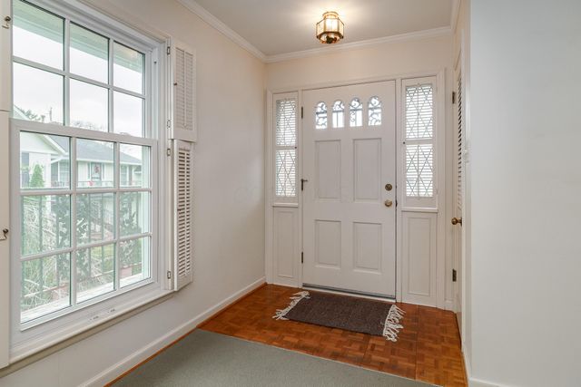 1631 Roxbury Road, F3, Columbus, OH 43212