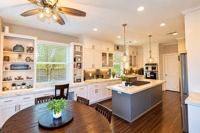 3010 Pecan Way Court, Richmond, TX 77406