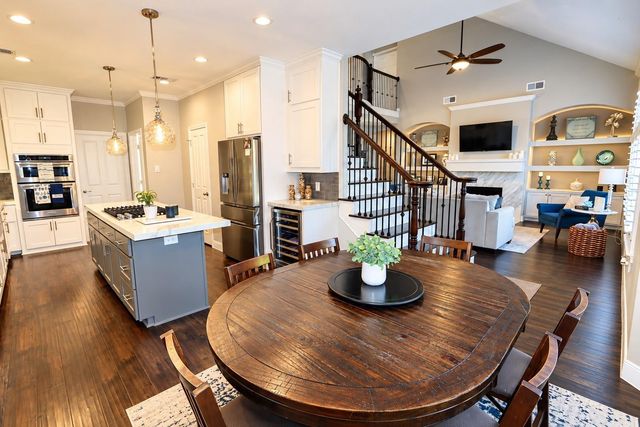 3010 Pecan Way Court, Richmond, TX 77406