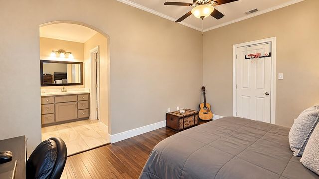 3010 Pecan Way Court, Richmond, TX 77406