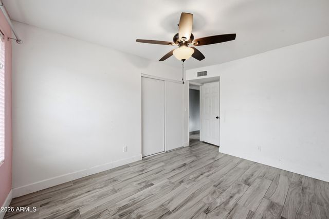 12039 N 60TH Avenue, Glendale, AZ 85304