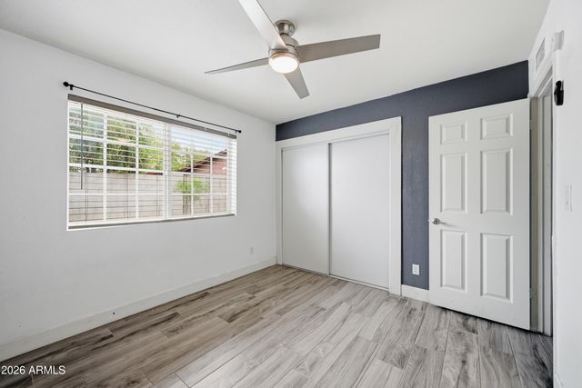 12039 N 60TH Avenue, Glendale, AZ 85304