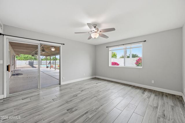 12039 N 60TH Avenue, Glendale, AZ 85304