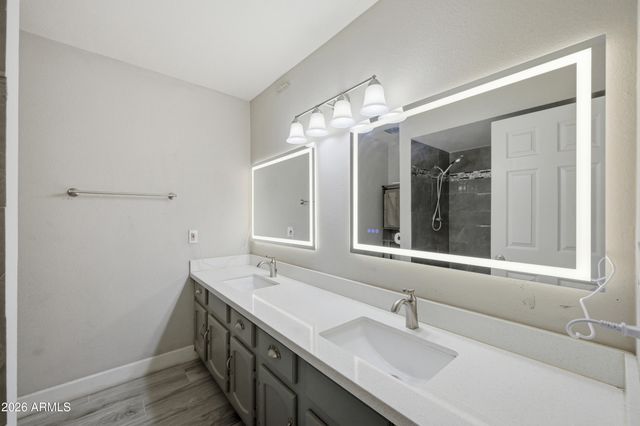 12039 N 60TH Avenue, Glendale, AZ 85304