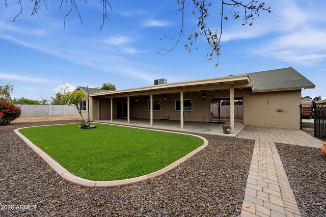 12039 N 60TH Avenue, Glendale, AZ 85304