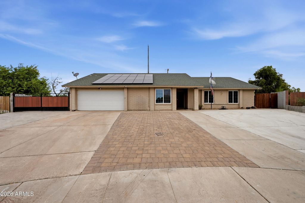 12039 N 60TH Avenue, Glendale, AZ 85304
