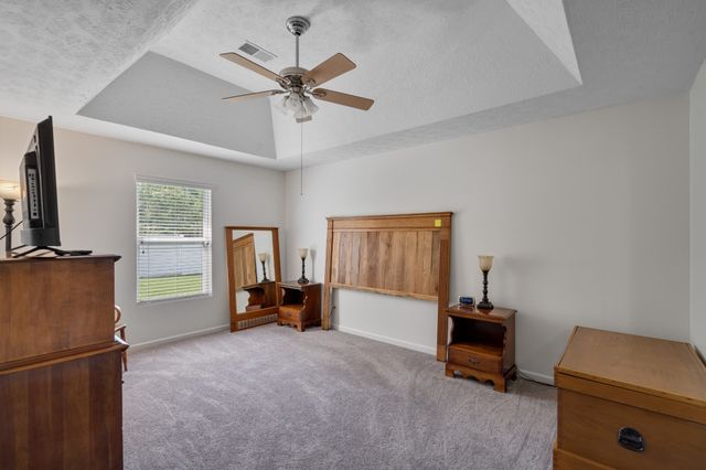 304 Providence Dr, Lebanon, TN 37087