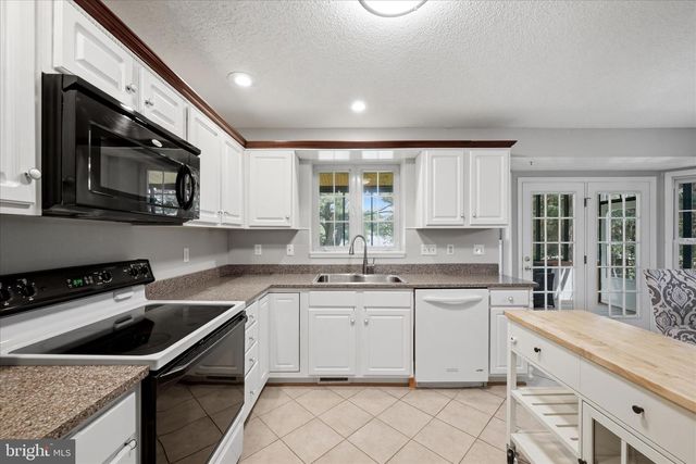 102 CLEVENGER CT, Winchester, VA 22601