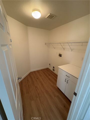 941 Garrett Way, San Jacinto, CA 92583