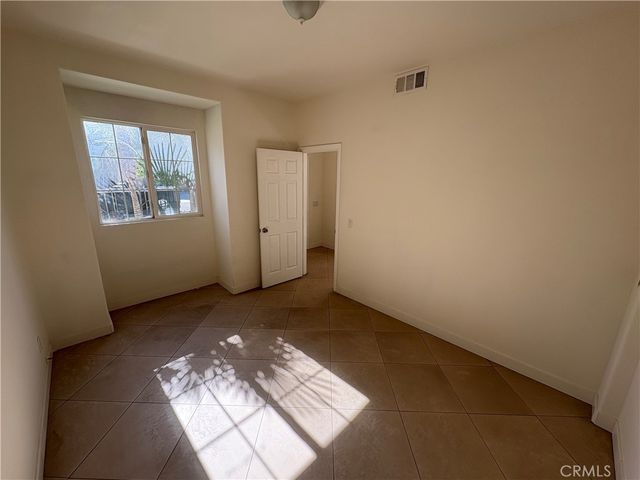 941 Garrett Way, San Jacinto, CA 92583