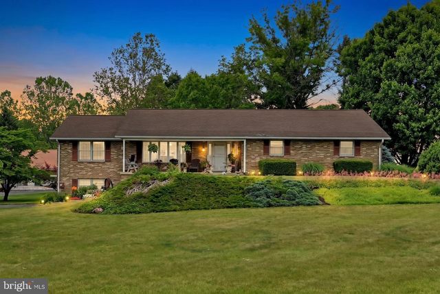 205 FOX RD, Lebanon, PA 17042