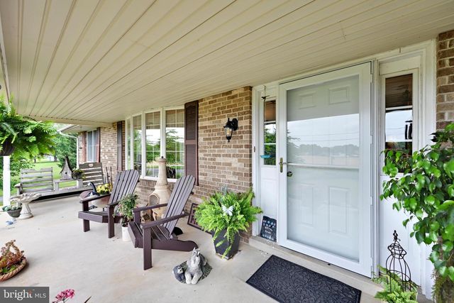 205 FOX RD, Lebanon, PA 17042