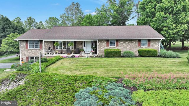205 FOX RD, Lebanon, PA 17042