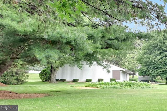 205 FOX RD, Lebanon, PA 17042