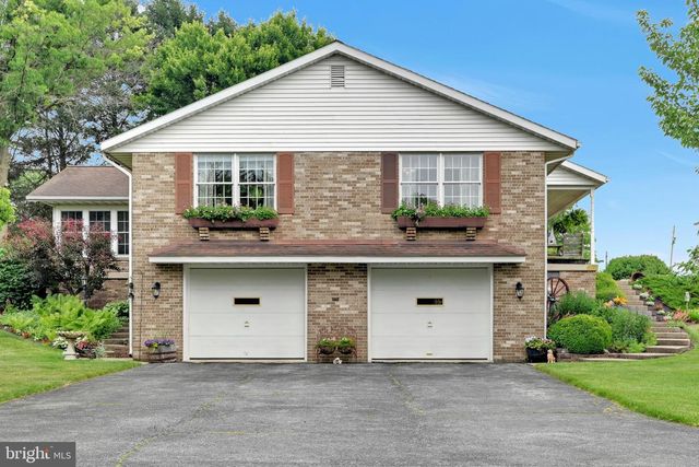 205 FOX RD, Lebanon, PA 17042