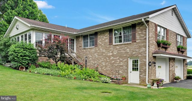 205 FOX RD, Lebanon, PA 17042