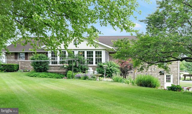 205 FOX RD, Lebanon, PA 17042