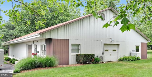 205 FOX RD, Lebanon, PA 17042