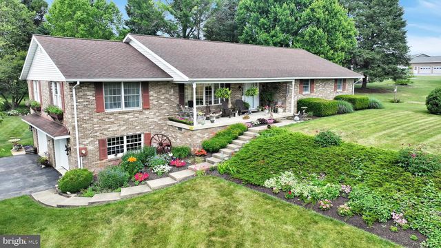 205 FOX RD, Lebanon, PA 17042