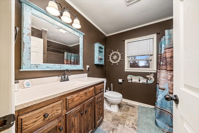 1200 Sullivan Dr, Lafayette, TN 37083