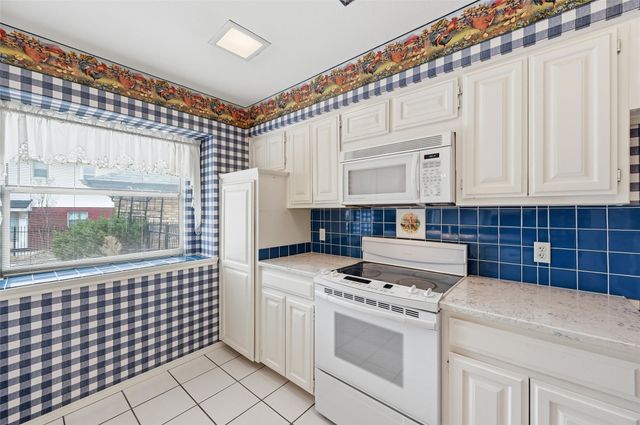 1415 Spyglass Drive, Mansfield, TX 76063