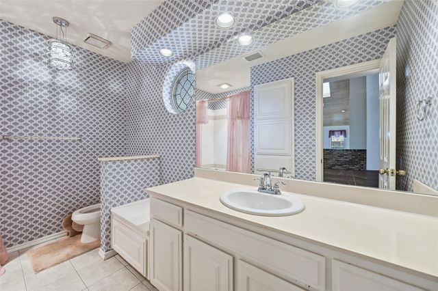 1415 Spyglass Drive, Mansfield, TX 76063