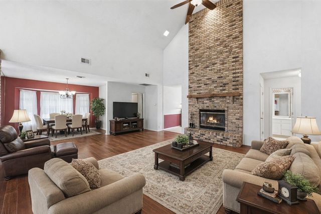 1415 Spyglass Drive, Mansfield, TX 76063