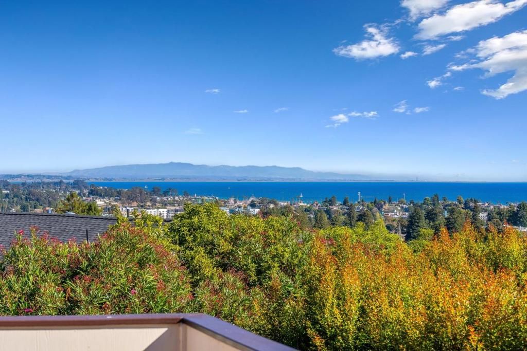 623 High Street, Santa Cruz, CA 95060