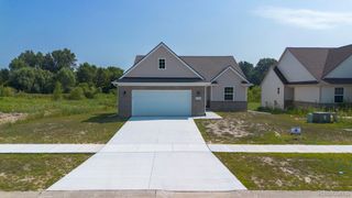 2428 Waterford Way, Davison, MI 48423