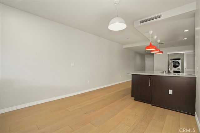 540 S Kenmore Avenue 203, Los Angeles, CA 90020