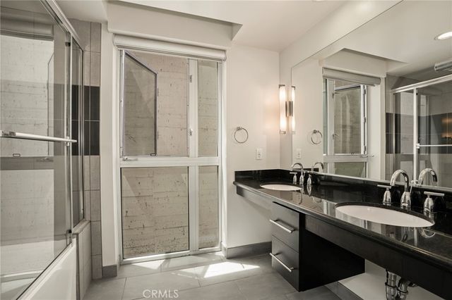 540 S Kenmore Avenue 203, Los Angeles, CA 90020