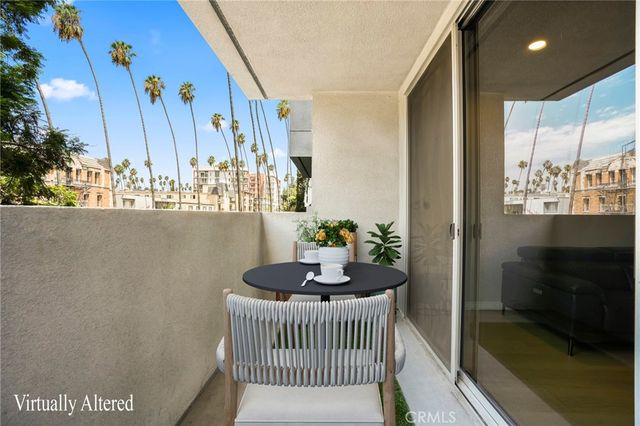 540 S Kenmore Avenue 203, Los Angeles, CA 90020