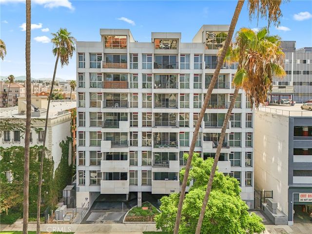 540 S Kenmore Avenue 203, Los Angeles, CA 90020