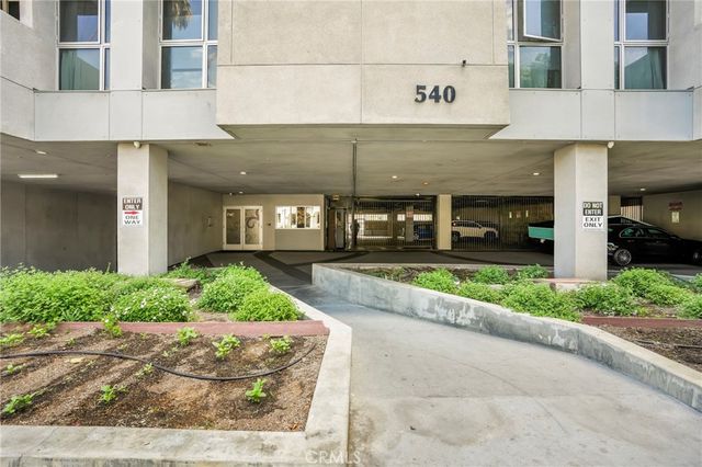 540 S Kenmore Avenue 203, Los Angeles, CA 90020