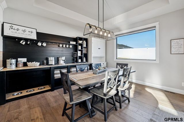 7209 Kilpatrick Parkway, Bennington, NE 68007