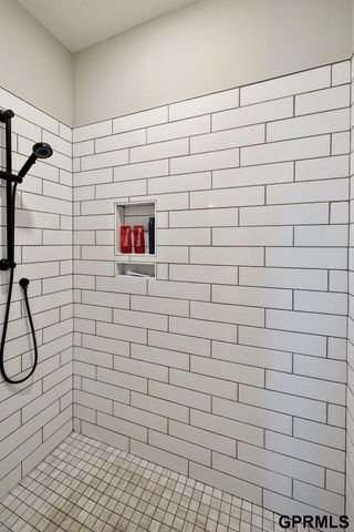 7209 Kilpatrick Parkway, Bennington, NE 68007