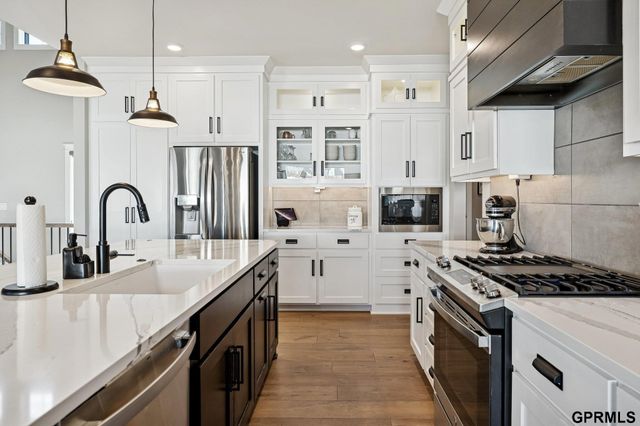 7209 Kilpatrick Parkway, Bennington, NE 68007