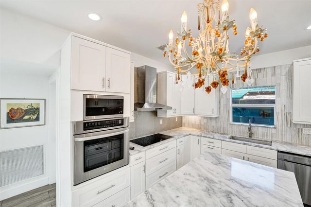 2502 NE 6th Avenue, Wilton Manors, FL 33305