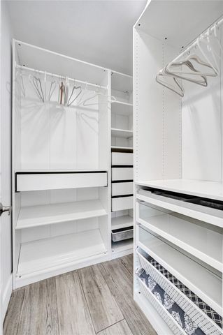 2502 NE 6th Avenue, Wilton Manors, FL 33305