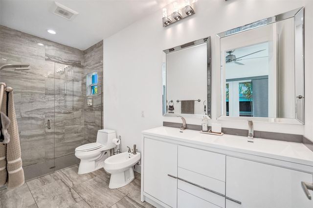 2502 NE 6th Avenue, Wilton Manors, FL 33305