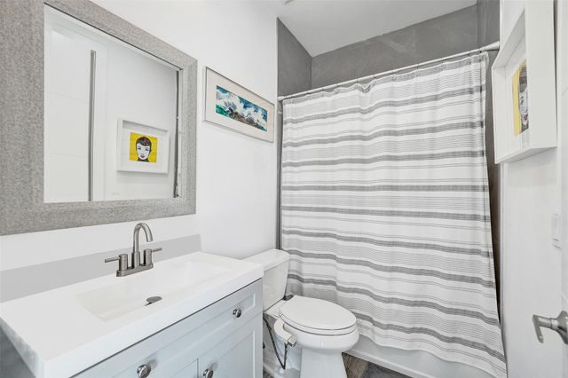 2502 NE 6th Avenue, Wilton Manors, FL 33305