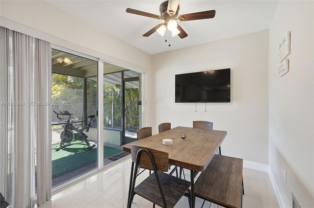 11420 NW 32nd Pl, Sunrise, FL 33323