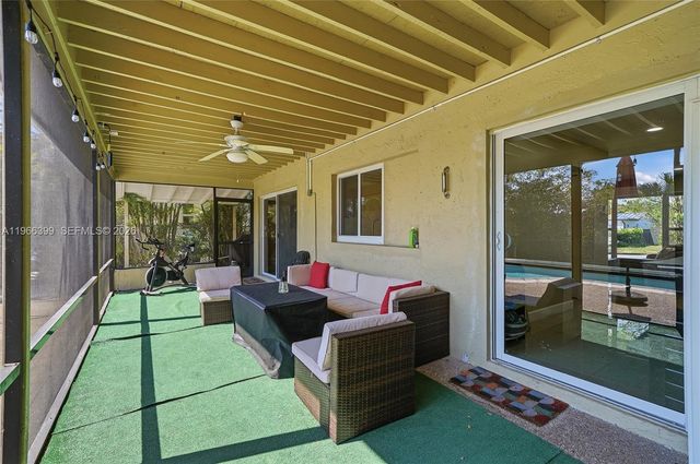 11420 NW 32nd Pl, Sunrise, FL 33323