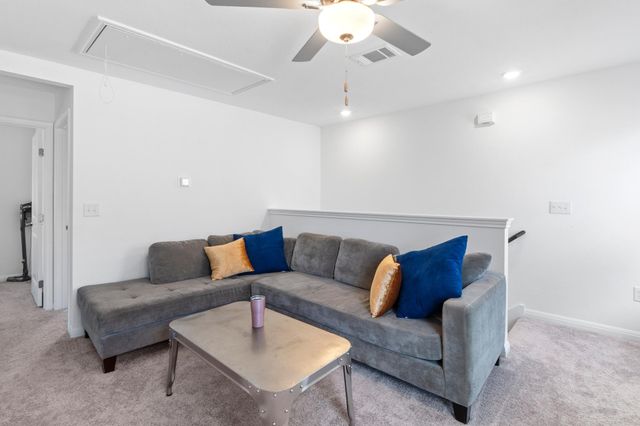 14009 Edna Maxine WALK, Del Valle, TX 78617