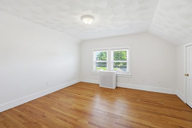 759 Newport Ave, Attleboro, MA 02703
