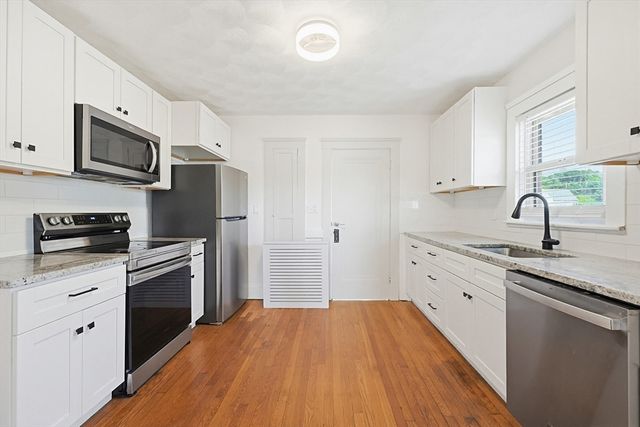 759 Newport Ave, Attleboro, MA 02703