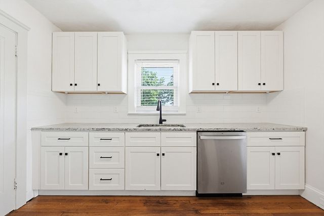 759 Newport Ave, Attleboro, MA 02703