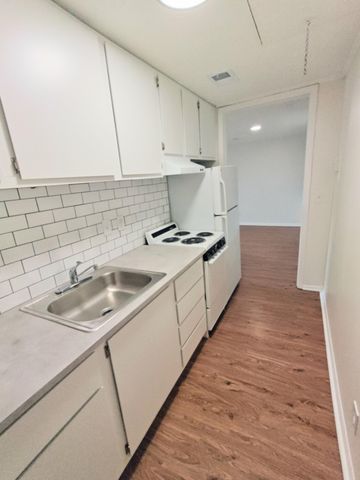 2010 Willoway Court N, Columbus, OH 43220