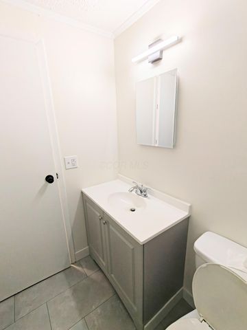 2010 Willoway Court N, Columbus, OH 43220